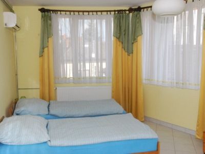 Karavan Panzio Hotel Kecskemét Kültér fotó